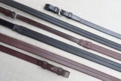 Red Barn Rubber Reins